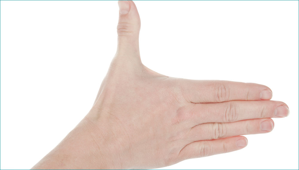 Большой палец руки мужчины